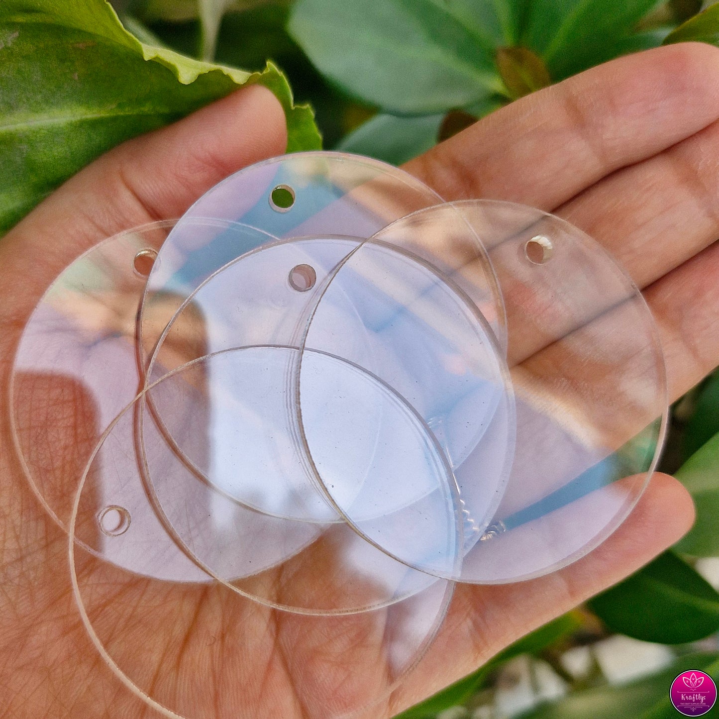 ROUND KEYCHAIN