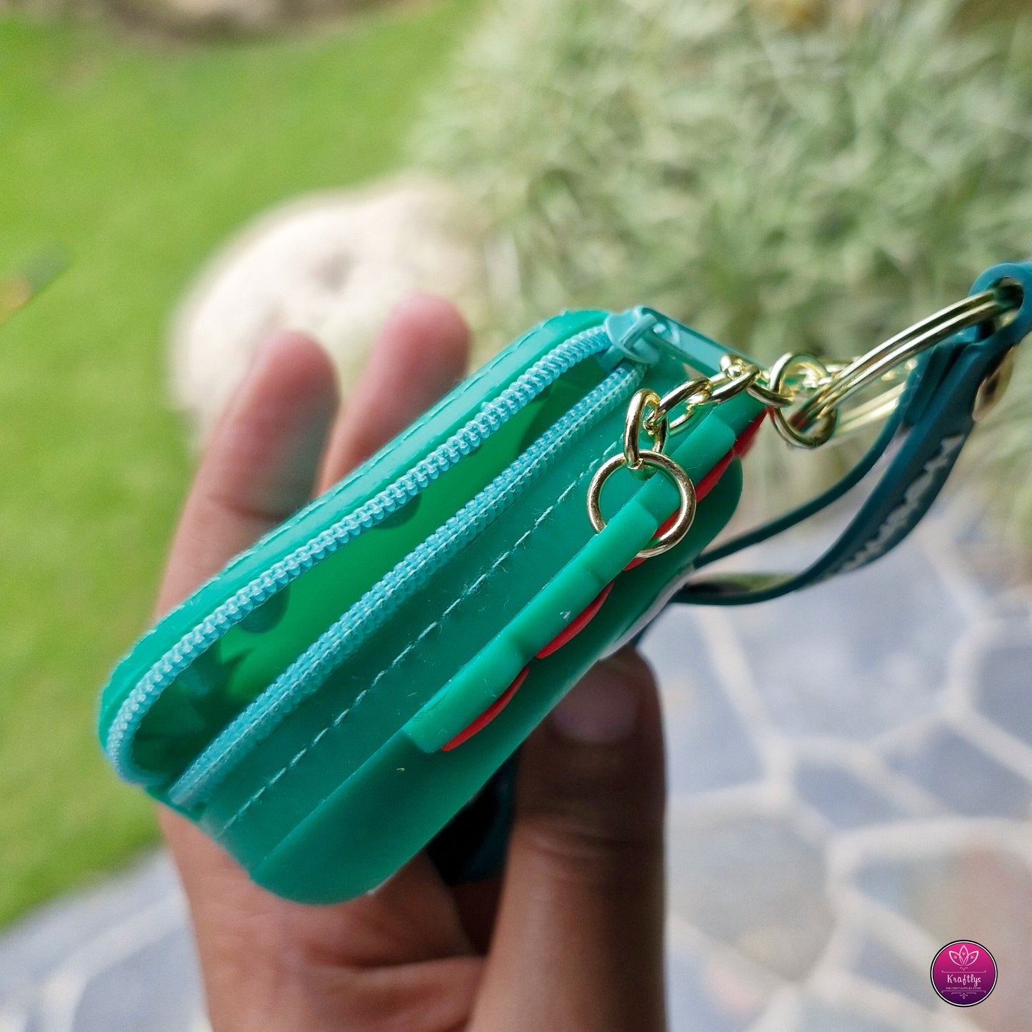 CUTE DINO SILICON POUCH KEYCHAIN