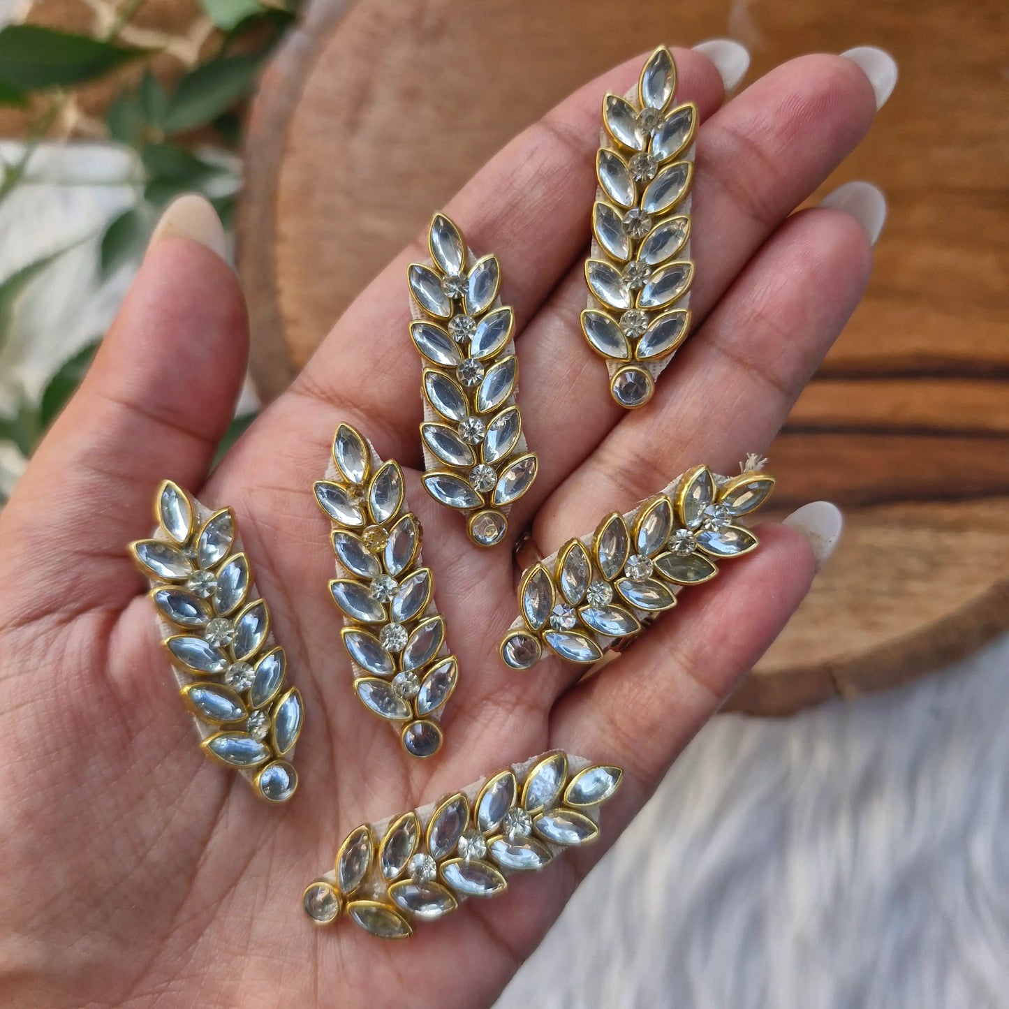 Leaf Kundan Patch Small 5pcs - Elegant HandCrafted Diwali DIY Booti Decoration