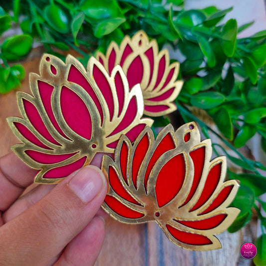 LOTUS CUTOUT | GOLD DETAILING