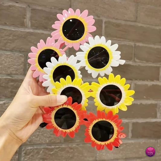 Sunny Bloom Flower Sunglasses – Quirky & Cute Shades