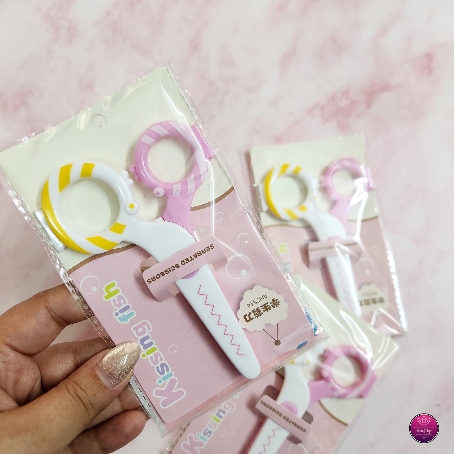 ZIG ZAG SCISSORS- Cute Serrated Scissor for paper cutting
