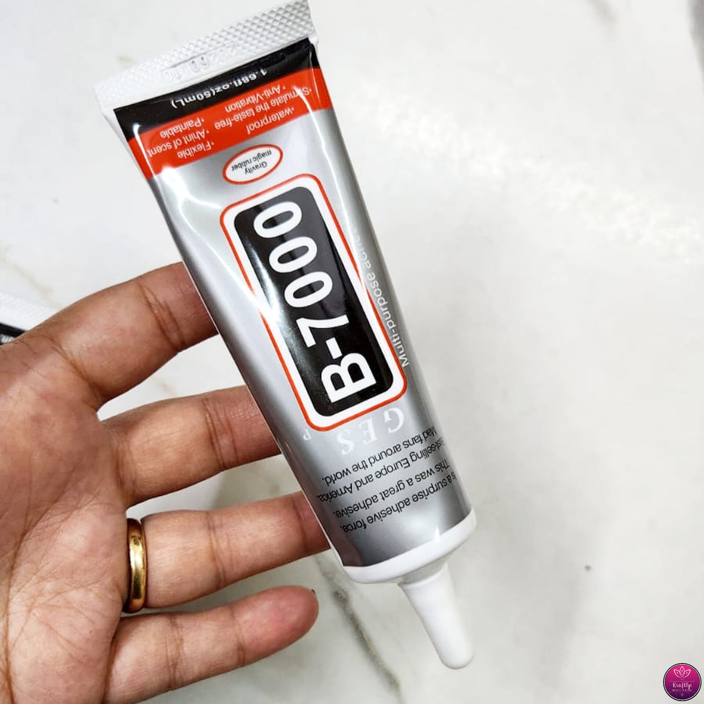 B 7000 Glue - Strong Adhesive for most surfaces